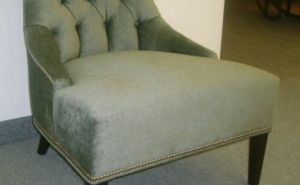 Chair With Tufted back